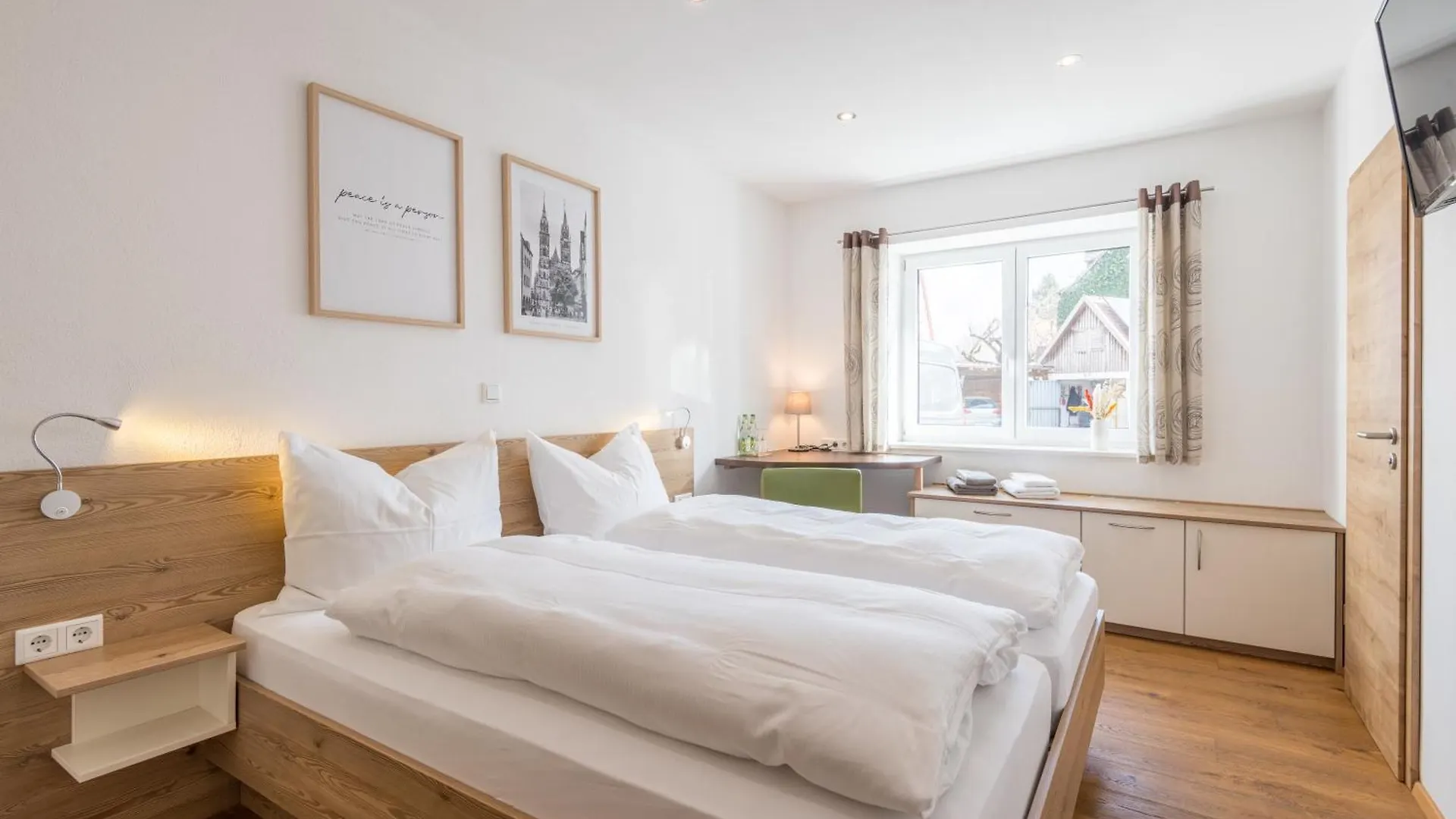 Pension Zum Schrammel Altdorf bei Nuernberg Guest house