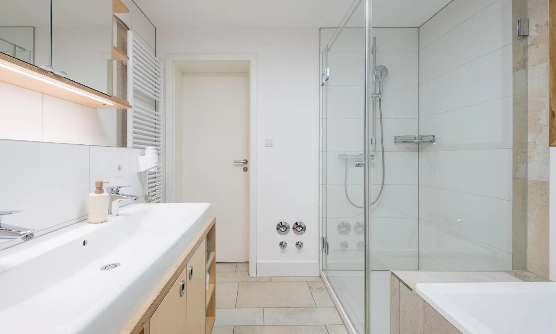 Guest house Pension Zum Schrammel Altdorf bei Nuernberg