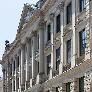 https://rosewood-munich.getmunichhotels.com