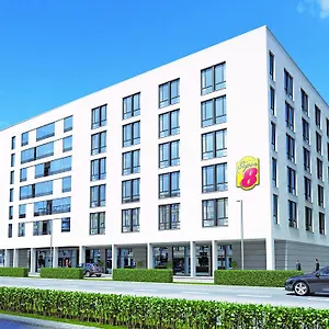 https://super-8-munich-city-west.getmunichhotels.com