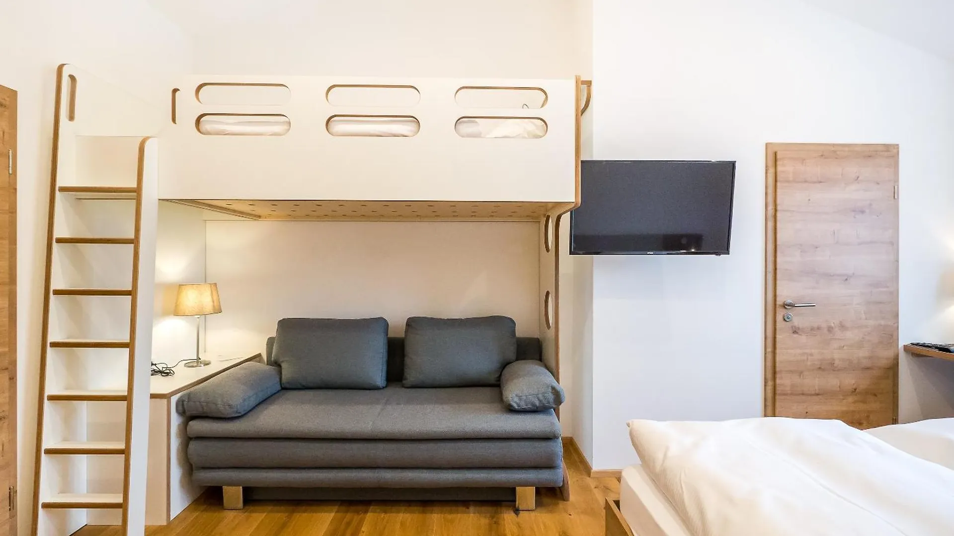 Guest house Pension Zum Schrammel Altdorf bei Nuernberg