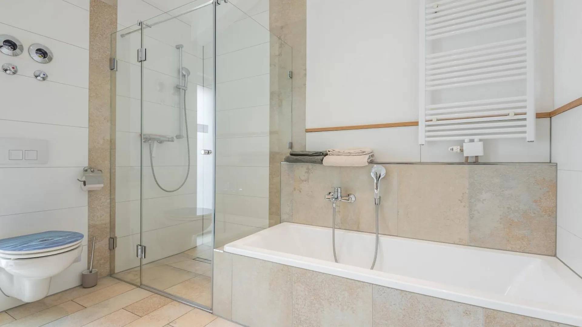 Pension Zum Schrammel Altdorf bei Nürnberg 0*,  Deutschland